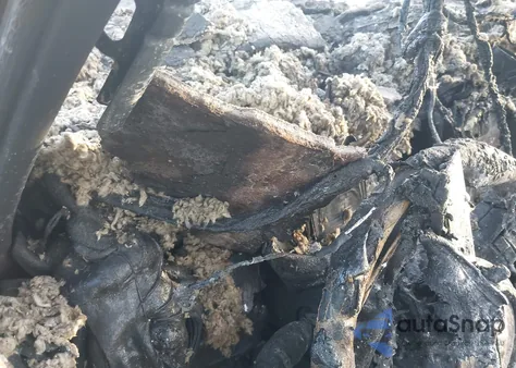 2024 Mini Convertible Cooper S z USA, uszkodzony, nr VIN WMW43DL00R3R93021